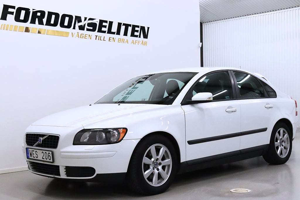 Volvo S40 2.4 Skinn Nykamrem Nyservad Välvårdad LÅGAMIL140hk