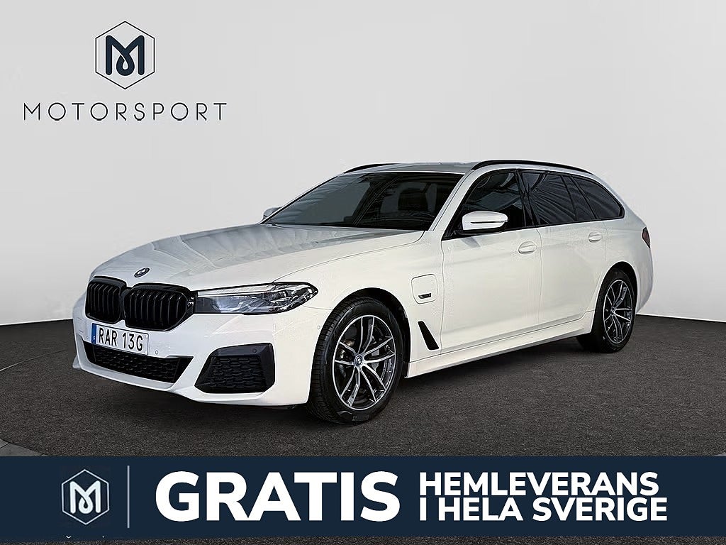 BMW 530e xDrive Touring M Sport Dragkrok Farthållare B-kam