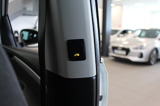 Minibuss Volkswagen Sharan 10 av 23