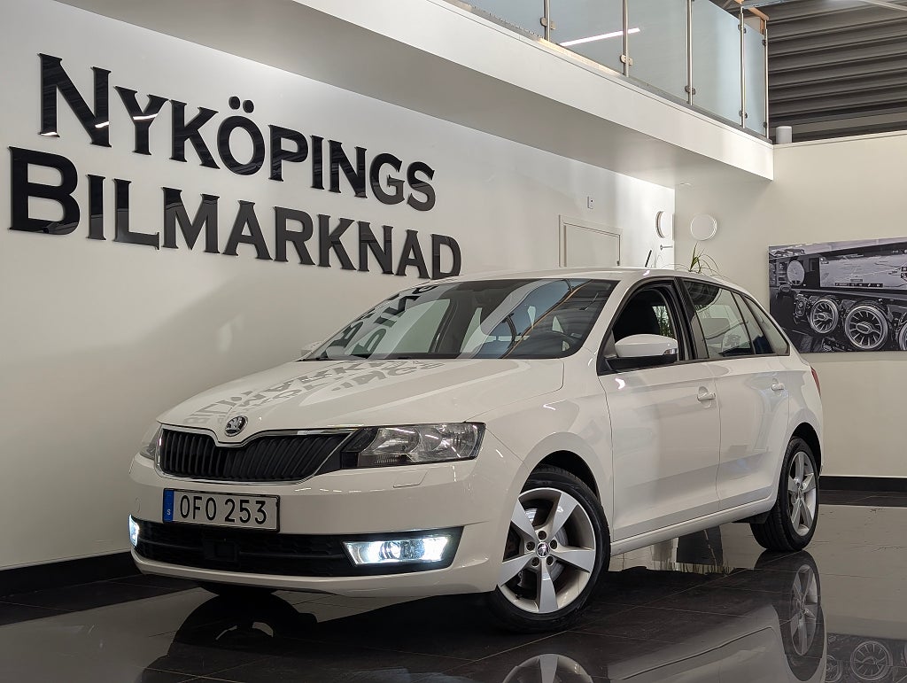 Skoda Rapid Spaceback 1.2 TSI Style Carplay