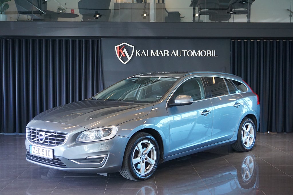 Volvo V60 D3 Geartronic Classic Momentum Navi Svensksåld