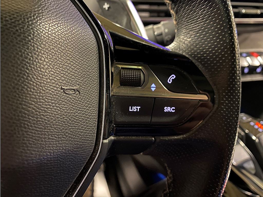 Bild på Peugeot 3008 GT 2.0 BHDi 180hk Aut - PANORAMA, SKINN