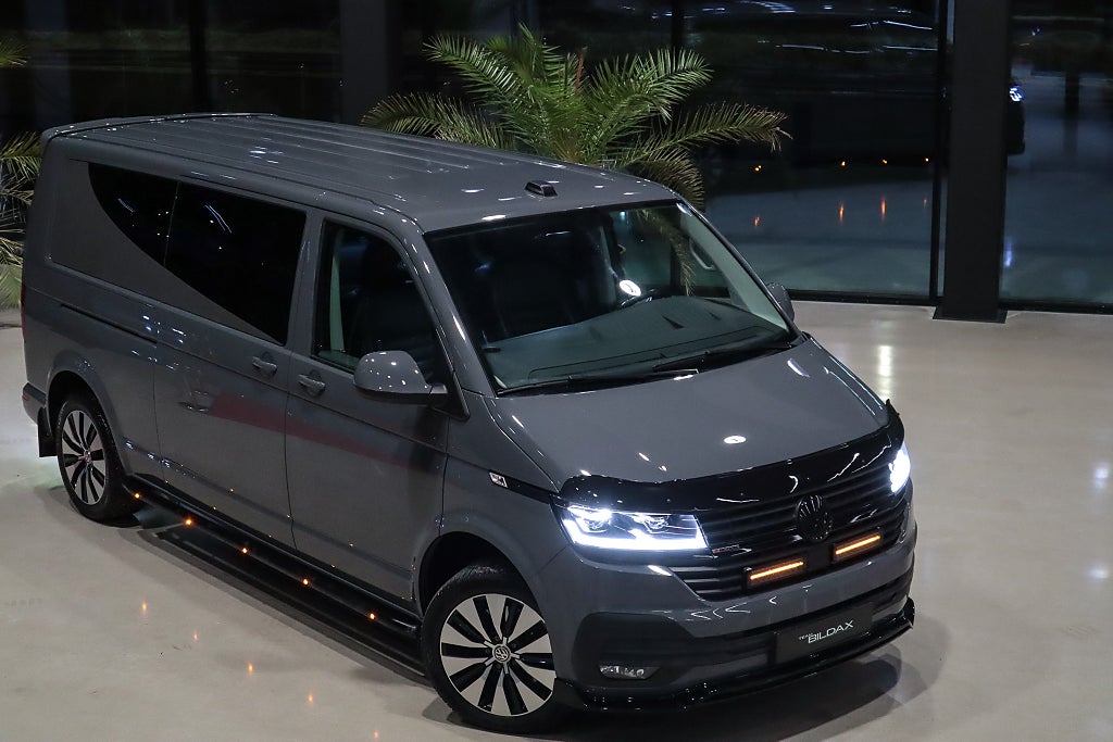 Volkswagen Transporter T30 KOMBI 204HK TDI 4M DSG 5-SITS SKINN DUBBLA DÖRRAR 