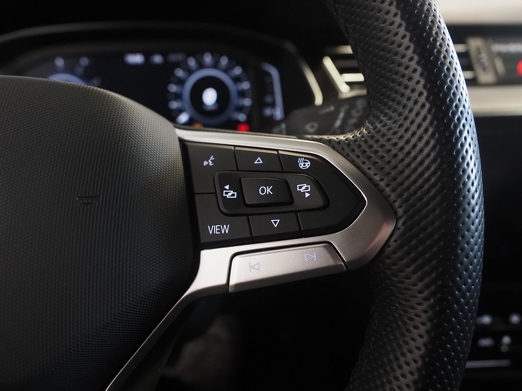 Volkswagen Passat SC GTE 218hk |Drag|Värmare|Cockpit|Matrix| 2021