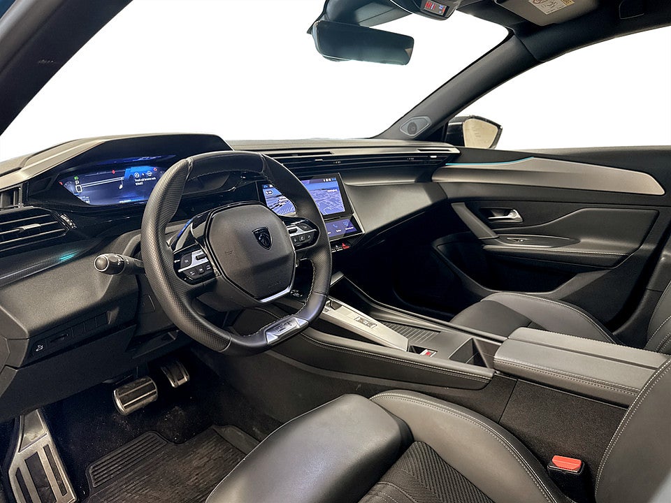 Bild på Peugeot 408 GT 1.2 PT 130hk Aut B-KAMERA CARPLAY ELSTOL