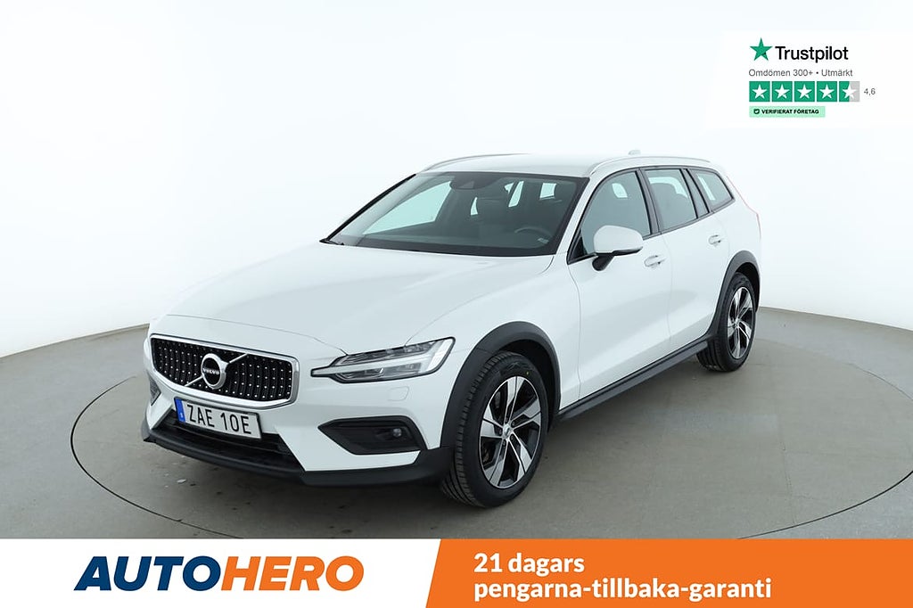 Volvo V60 Cross Country Momentum 2.0 D4 / VOC, Värmare, PDC