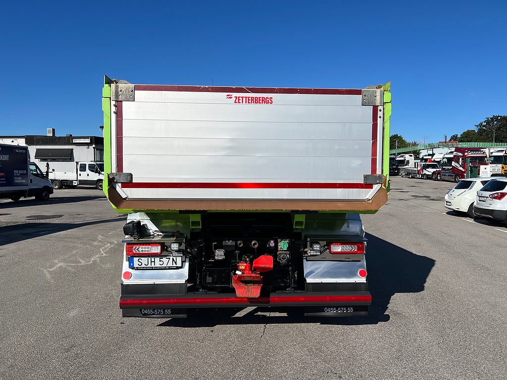 Volvo FH16 550 8x4*4 Tridem Tippbil I-See, Fullutrustad