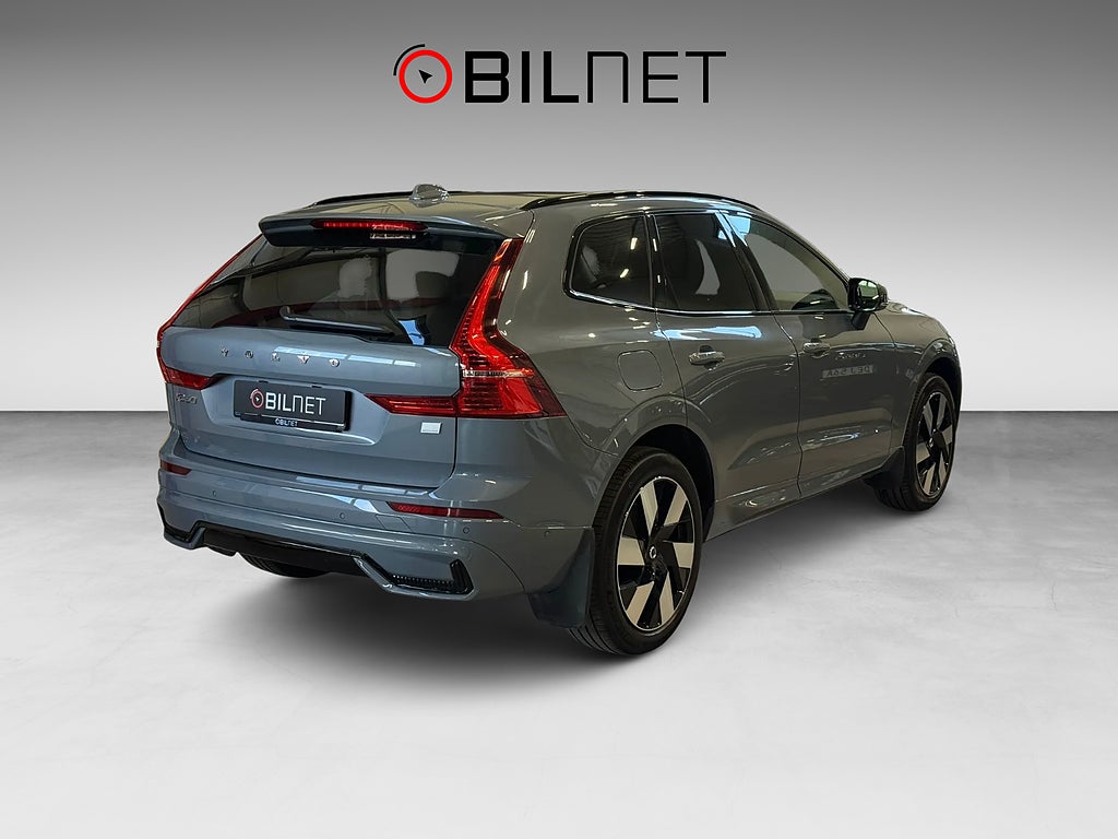 Volvo XC60 Recharge T6 AWD Aut Dark Edition Pano H/K Drag 19"