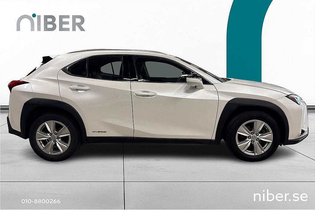 Lexus UX UX250H CVT 178HK, 3 brukare