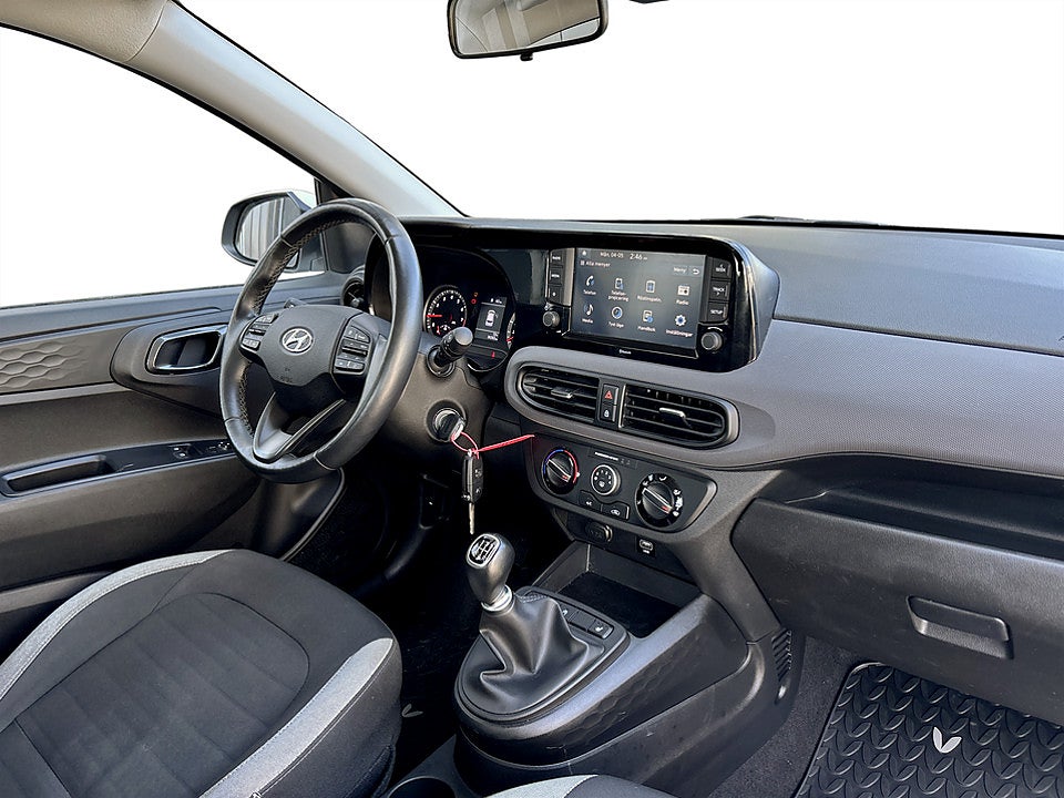 Bild på Hyundai i10 Essential 1.0 MPi 67hk CARPLAY RATTVÄRME