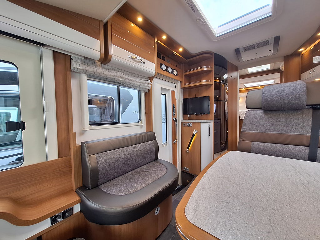 Dethleffs Premium XLi 7850-2 EB Långbädd, Automat, Solcell, AC
