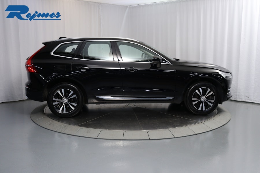 Volvo XC60 2021, kuva 3/49