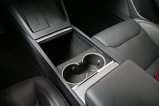 Sedan Tesla Model 3 18 av 31