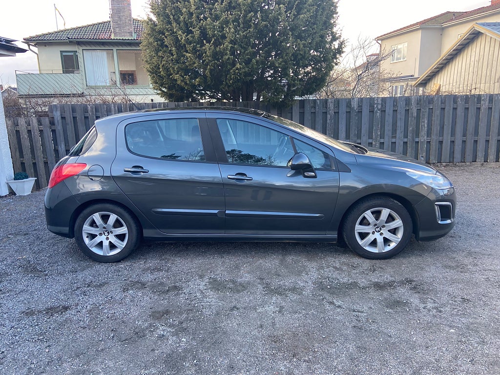 Peugeot 308 5-dörrar 1.6 e-HDi FAP EGS Euro 5 byte/avbet