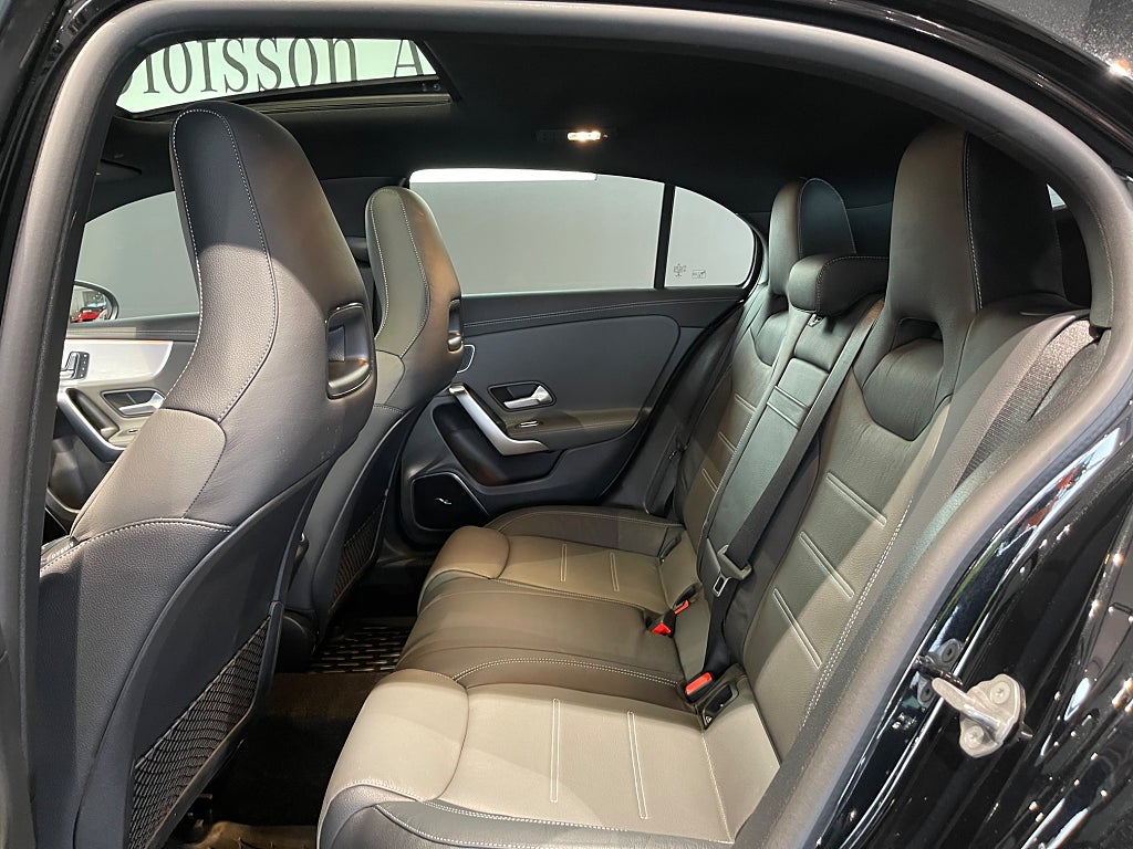 Mercedes-Benz A 250 e AMG Premium Plus Glastak - bild 7