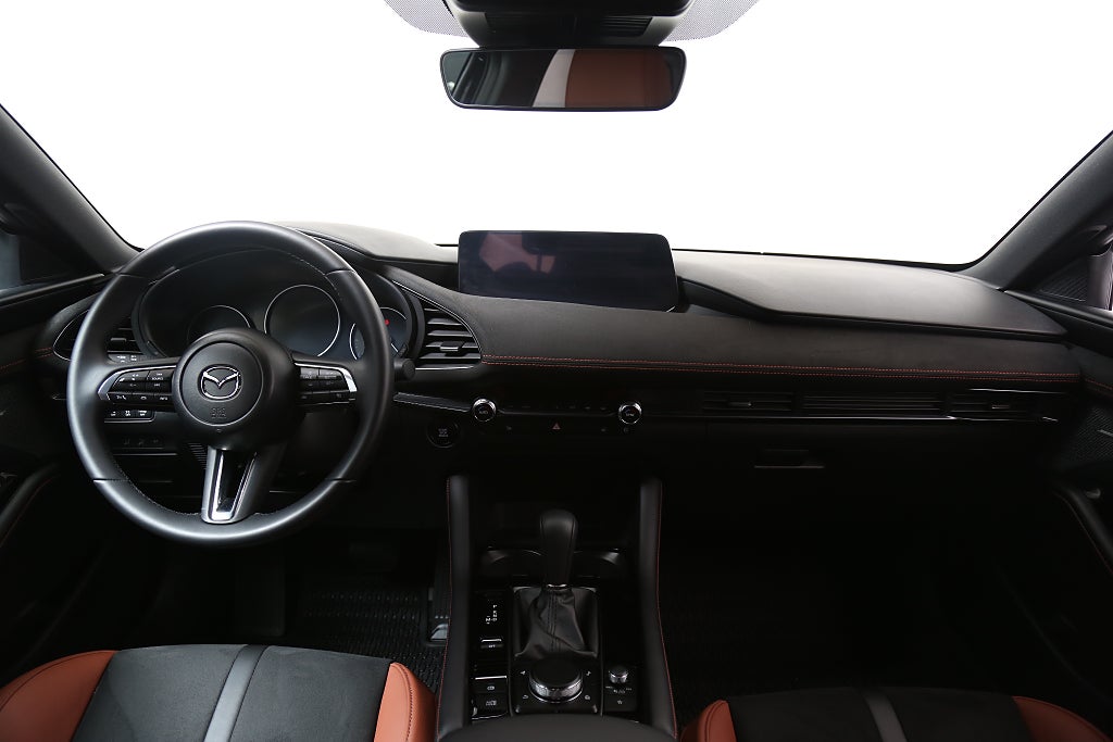 Mazda 3 Hatchback 2,0 SKYACTIV-G M Hybrid NAGISA BOSE Head-up 2024