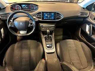 Peugeot 308 1.5 Allure 130hk CarPlay/P-sensor/Fullservad/SoV