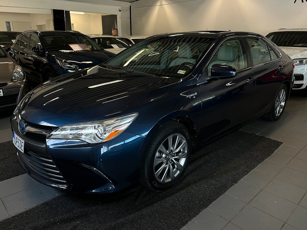 Toyota Camry Hybrid 2.5 CVT