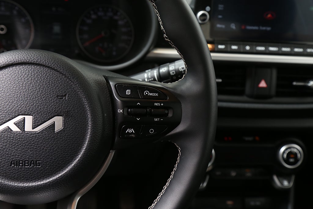 Kia Picanto 1,0 67hk Advance CarPlay Keyless Navi Kamera P-sensor 2023