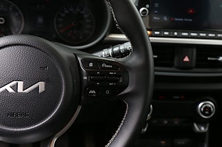 Halvkombi Kia Picanto 16 av 24