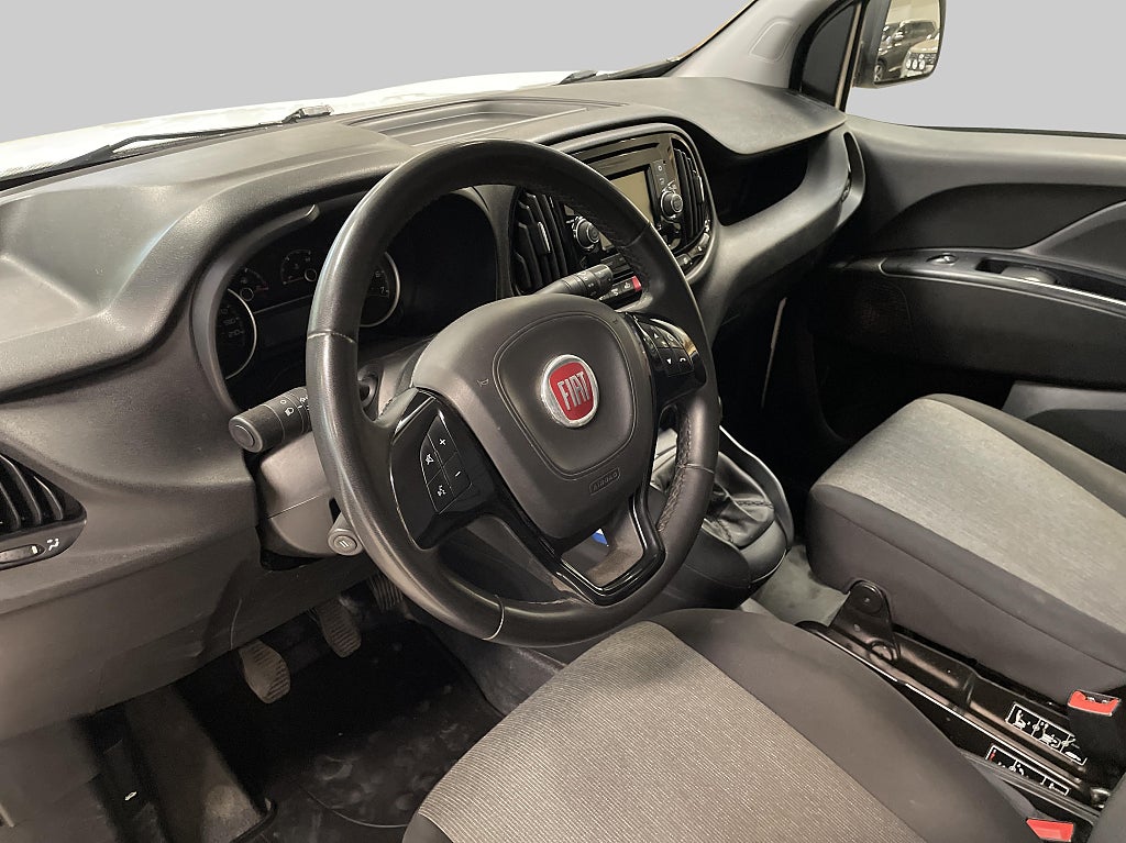 Fiat Doblo Maxi 1.6 105 hk *2 skjutdörrar* *inredning* *ny kamrem* – bild 7