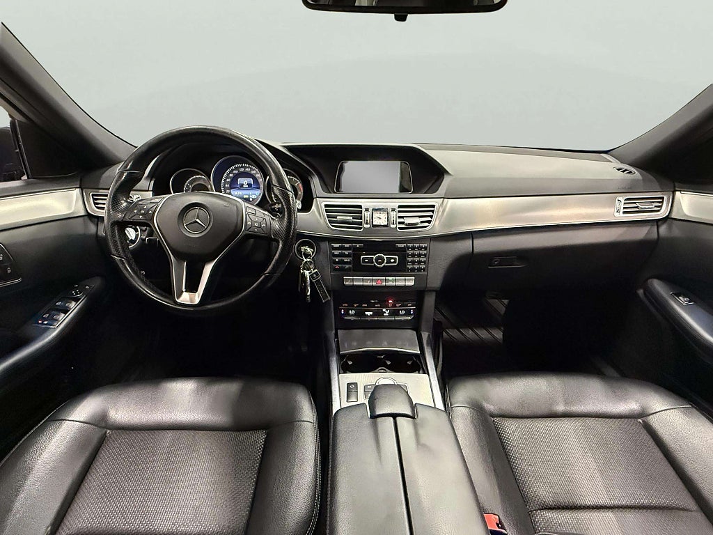 Mercedes-Benz E 220 CDI BlueEFFICIENCY 7G-Tronic Avantgarde  - miniatyr 10
