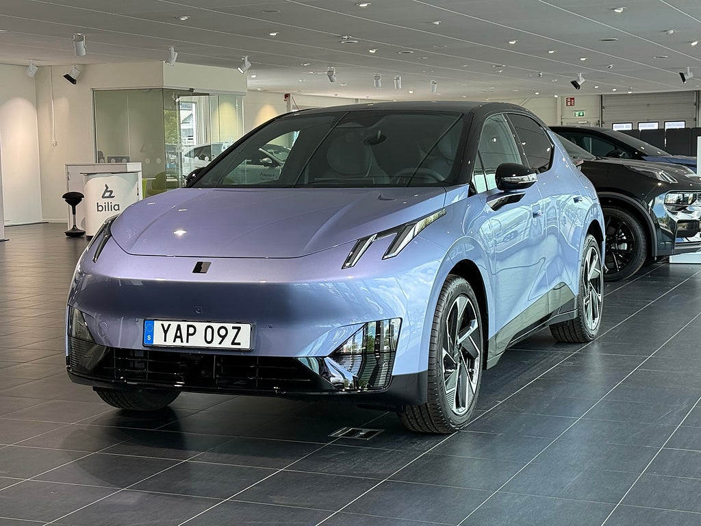 Lynk & Co 02 Privatleasing från 4.495 kr/mån