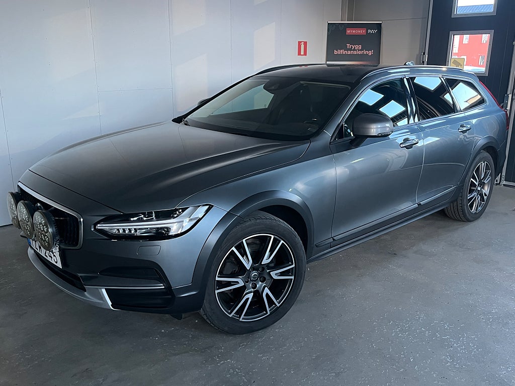 Volvo V90 Cross Country D4 AWD 190hk Drag Värmare VOC