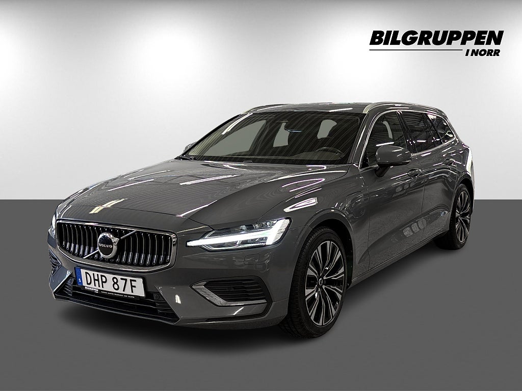 Volvo V60 Recharge T6 AWD Core 3,95% RÄNTA (Vinterhjul, Dragkrok)