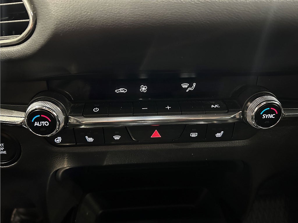 Bild på Mazda CX-30 Sky 2.0 150hk - B-KAMERA, CARPLAY