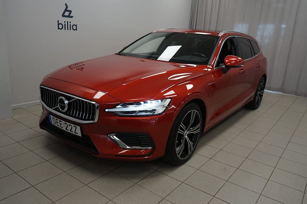 Volvo V60 Recharge T6 Inscription | Drag | HarmanKardon |