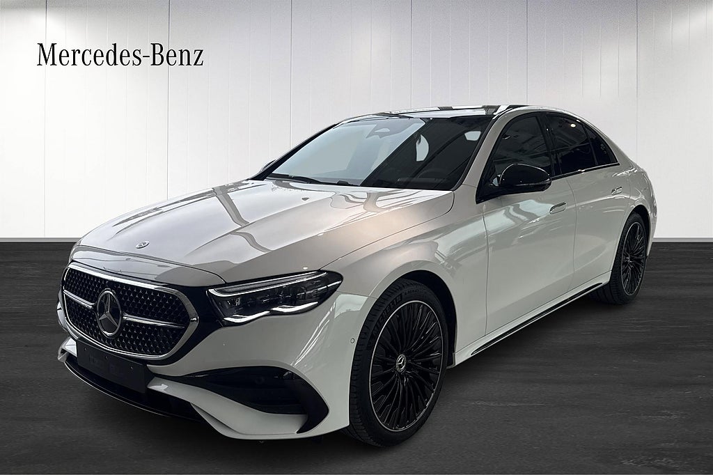 Mercedes-Benz E300 de E 300 de 4MATIC Sedan AMG Line Premium Plus Superscreen