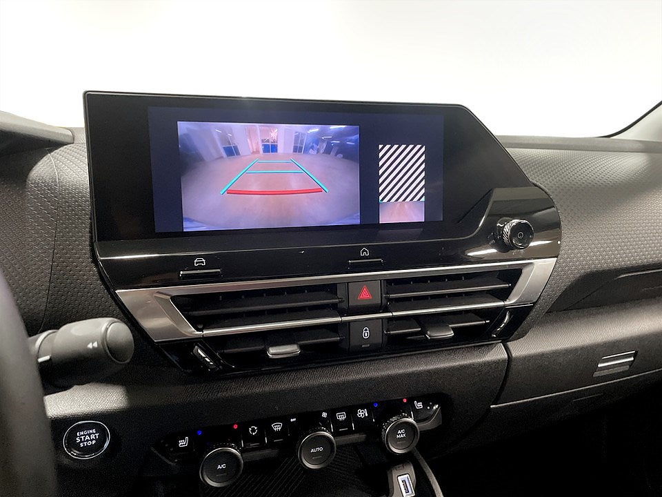 Bild på Citroën C4 X Shine 1.2 PT 130hk Aut - B-KAMERA, RATTVÄRME