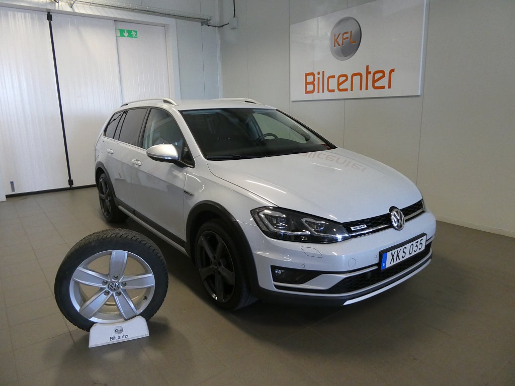Volkswagen Golf Alltrack 1.8 TSI 4M Alltrack Drag-M-värmare-Massage-Carplay-SoV