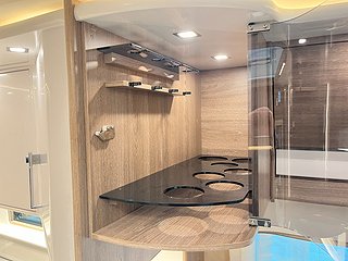 Husbil-integrerad Kabe IMPERIAL TM 910 GB 33 av 38
