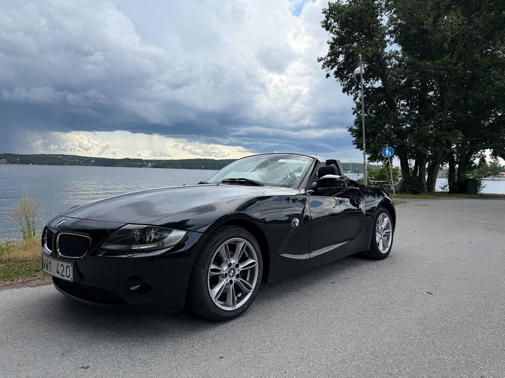 BMW Z4 2.0i Euro 3 /En ägare/Låg mil 