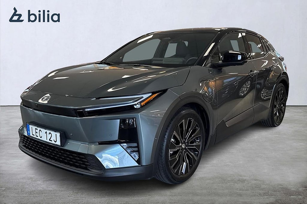 Toyota C-HR Executive 77kwh AWD Panorama JBL