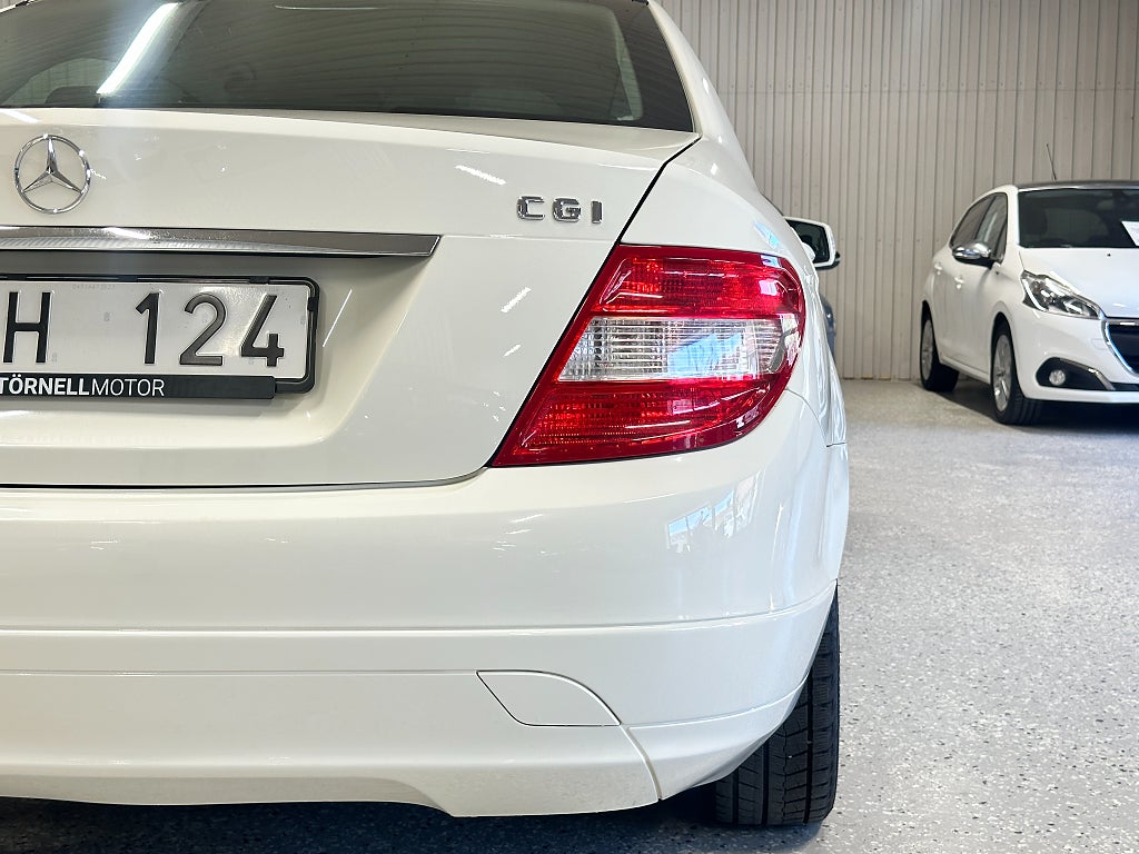 Mercedes-Benz C 180 CGI BlueEFFICIENCY 5G-Tronic Classic Euro5 Nyservad
