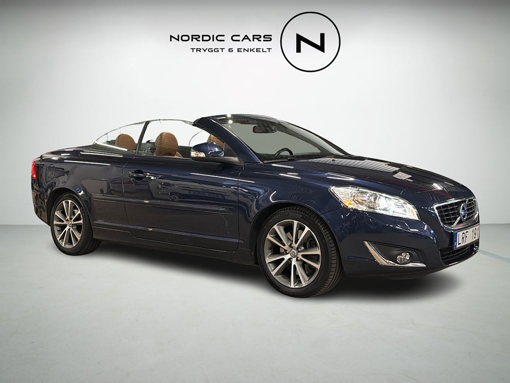 Volvo C70 D4 Summum 177 HK Sv-såld 1 ägare Keyless Elstol PDC