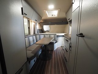 Husvagn, 1-axl Knaus Sport&fun 480 QL 9 av 14