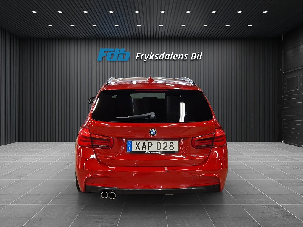 BMW 330i 2017 - miniatyr 4