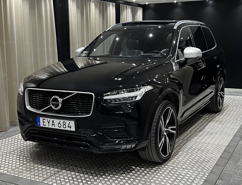 Volvo XC90 D5|R-Design|7-sits|Teknik-Pro|Lounge|Luft|HUD|360°