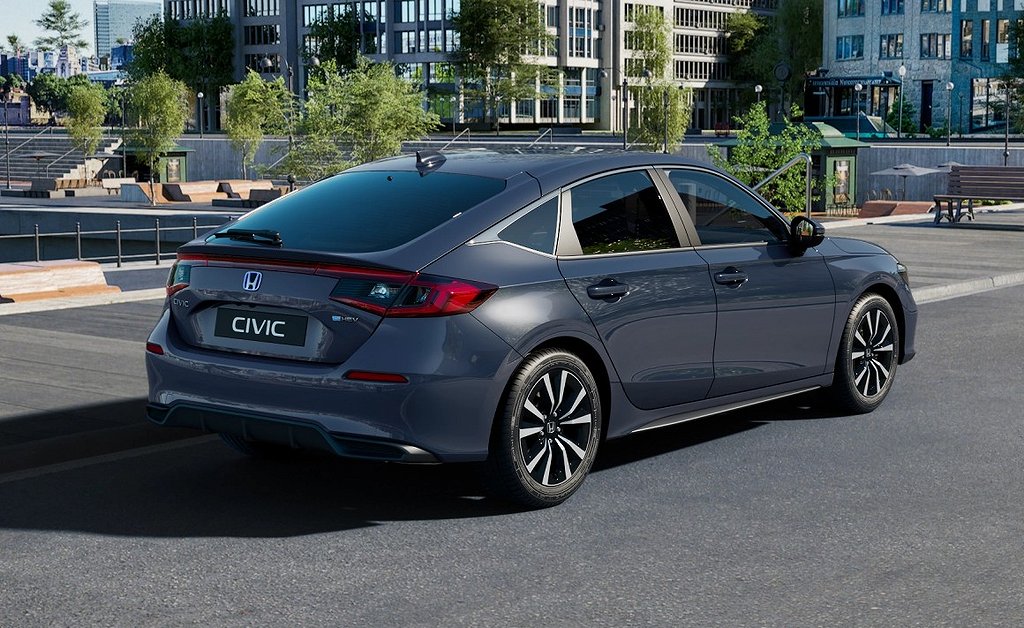 Honda Civic FACELIFT | Elegance | FullHybrid 184Hk 2026