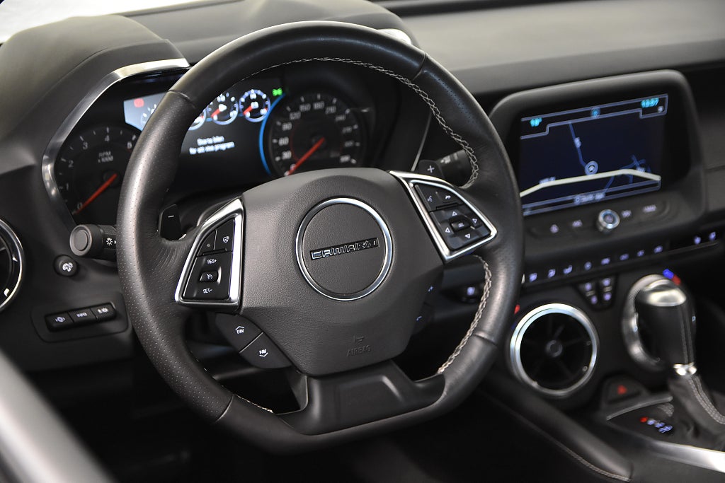 Chevrolet Camaro 2018 - miniatyr 17