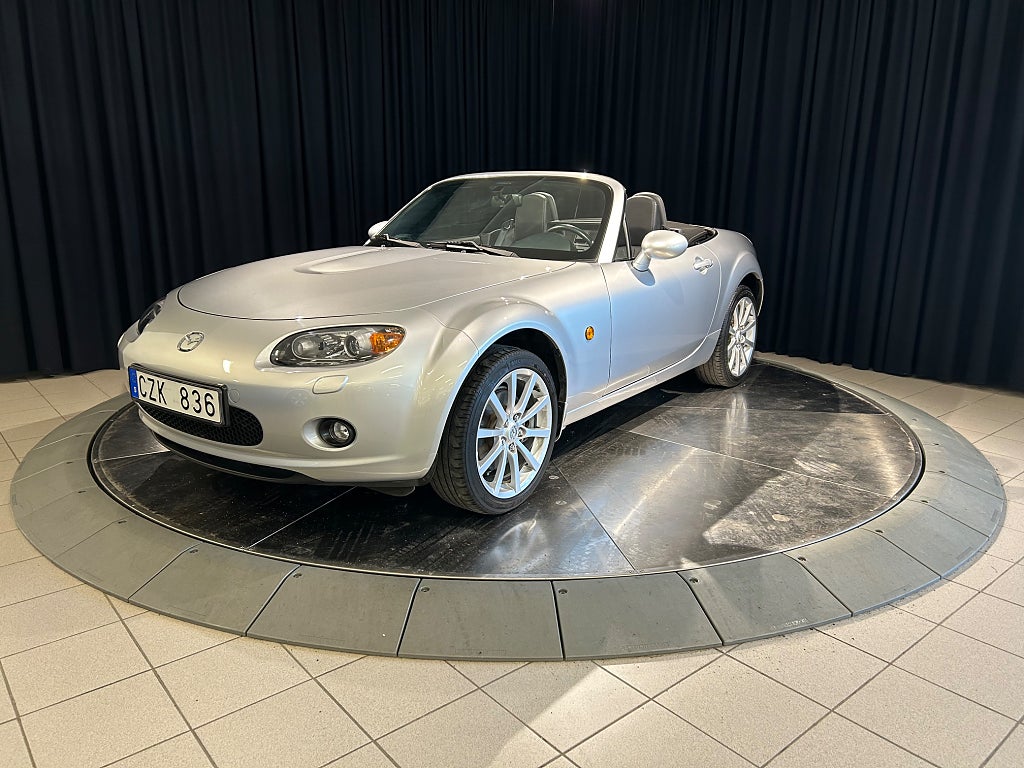 Mazda MX-5 Soft-top 2.0 MZR Sport LÄDER Unikt skick 160 hk