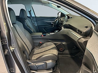 Peugeot 5008 1.6 BlueHDi 120 Allure 7-sits Dragkrok Mvärme Psens S&V – bild 10