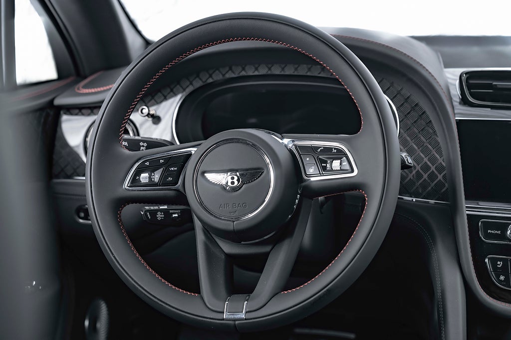 Gallery image 16 of 28