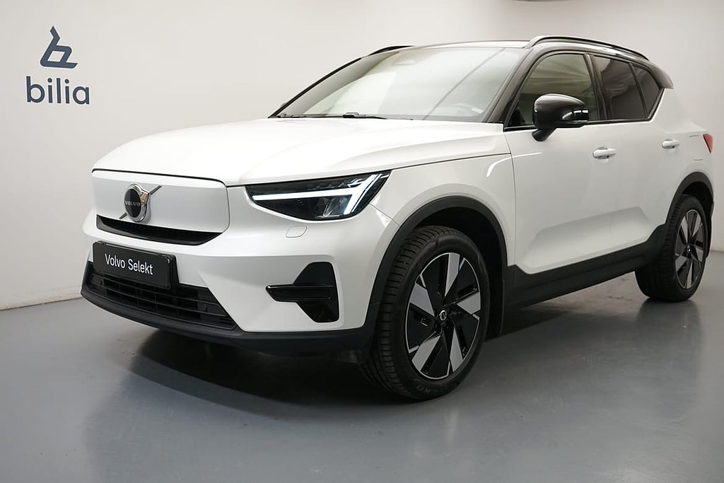 Volvo XC40 Recharge Twin Core, Dragkrok, Navigation