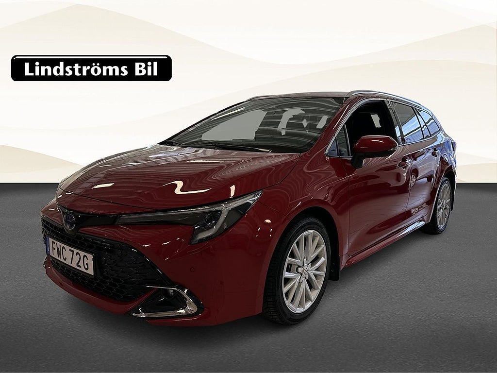 Toyota Corolla Touring Sports Hybrid 1,8 STYLE PLUSPAKET VINTERHJUL