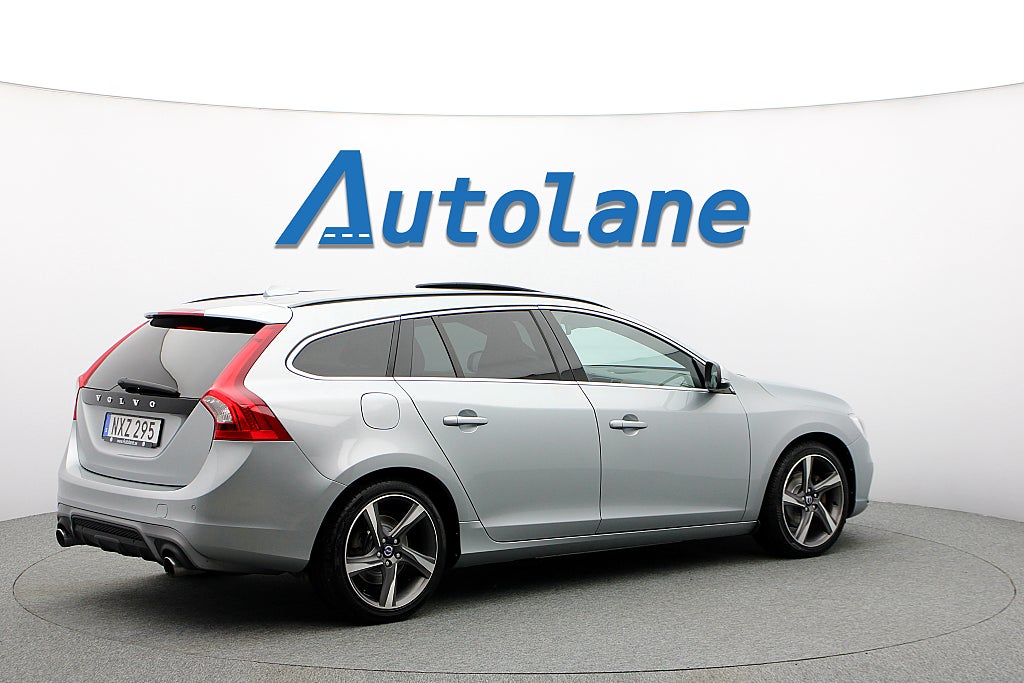 Volvo V60 T3 R-Design Taklucka, Adaptiv, Minne, Drag 150hk